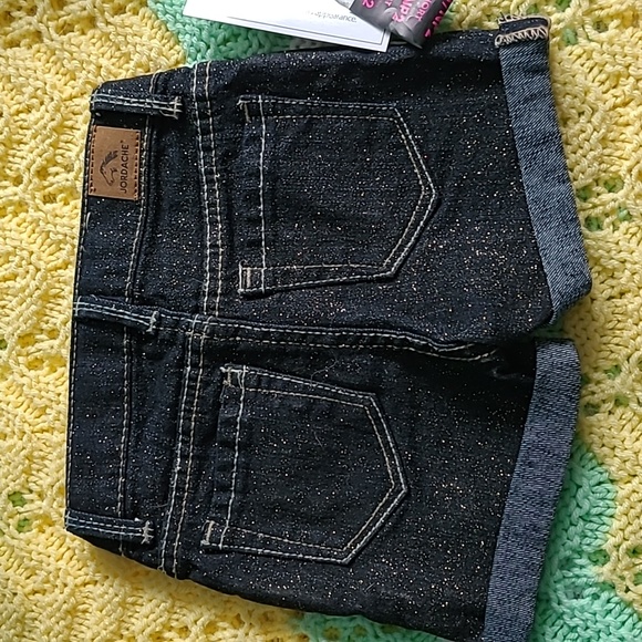 Kids sparkly Jordache denim shorts - Picture 2 of 5